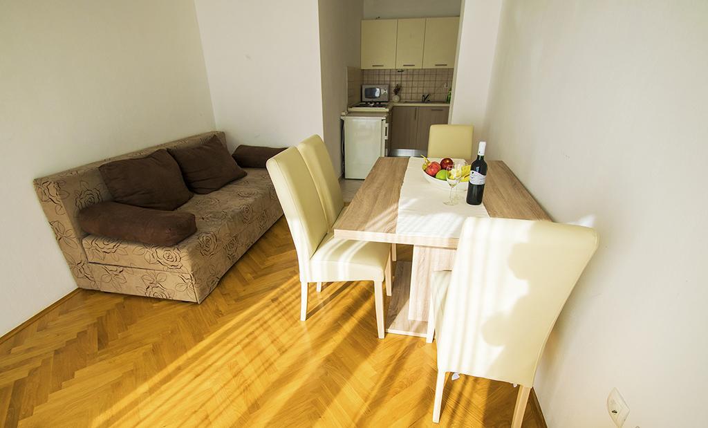 Apartmani I Sobe Grga Starigrad Paklenica Ngoại thất bức ảnh