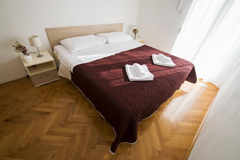 Apartmani I Sobe Grga Starigrad Paklenica Ngoại thất bức ảnh