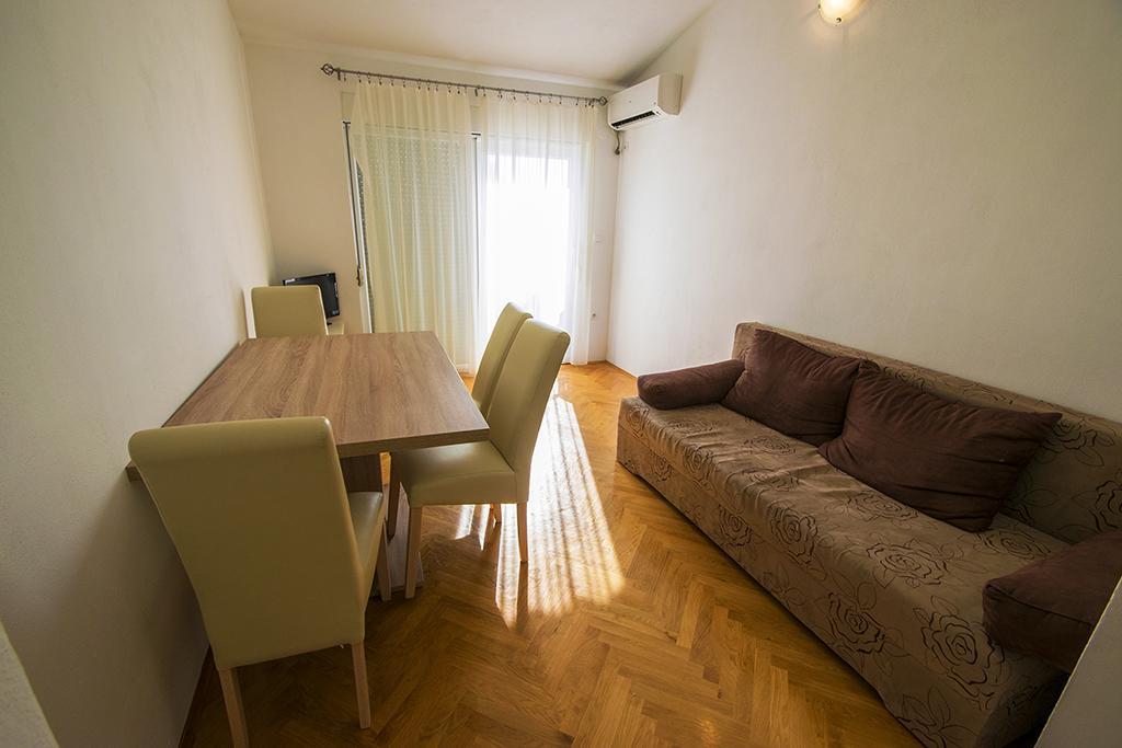Apartmani I Sobe Grga Starigrad Paklenica Ngoại thất bức ảnh