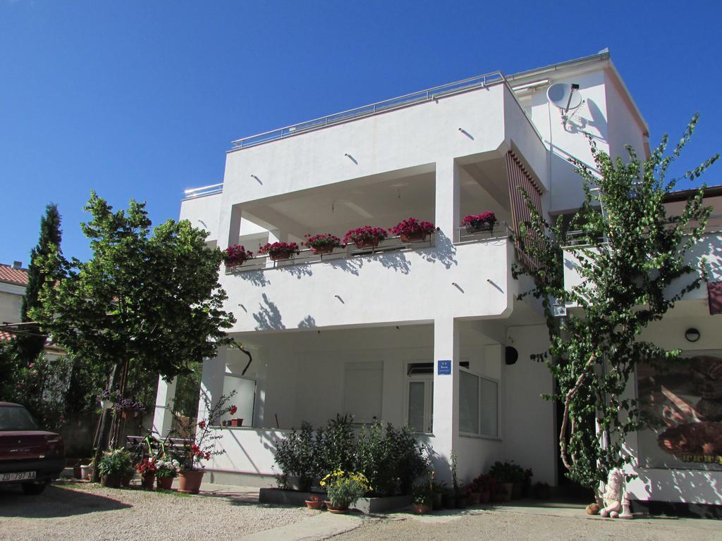 Apartmani I Sobe Grga Starigrad Paklenica Ngoại thất bức ảnh