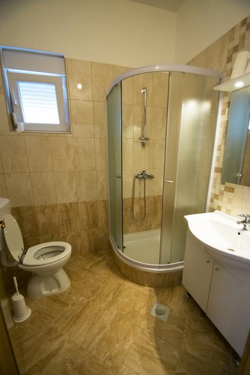 Apartmani I Sobe Grga Starigrad Paklenica Ngoại thất bức ảnh
