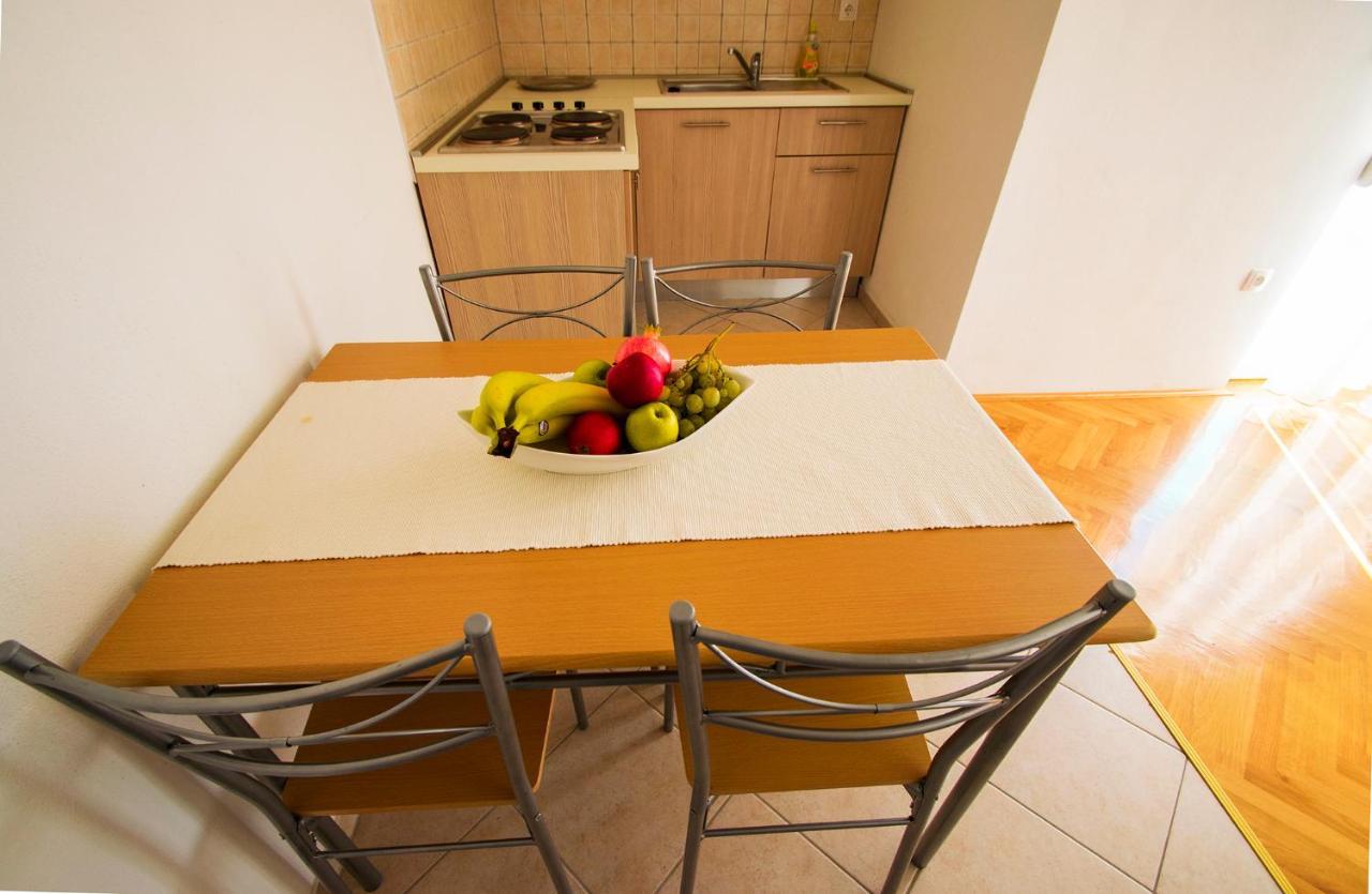 Apartmani I Sobe Grga Starigrad Paklenica Ngoại thất bức ảnh